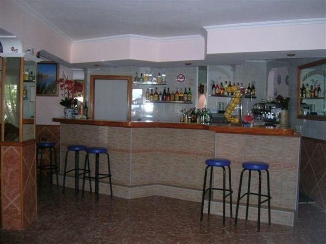 Pension Las Tres Golondrinas Playa DPlaya Des Figueral Exterior foto